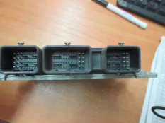Блок управления двигателем Nissan Qashqai J10