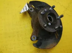 Кулак поворотный передний правый Subaru Forester