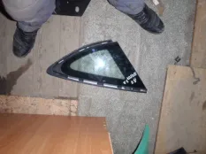 Стекло кузовное глухое правое Audi A7