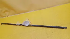 Накладка стекла переднего левого (бархотка) Skoda