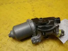 Моторчик стеклоочистителя передний Land Rover