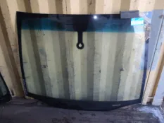 Стекло лобовое (ветровое) Opel Zafira