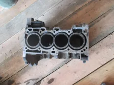 Блок цилиндров ДВС Nissan X-trail T31