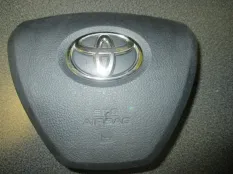 Подушка безопасности в рулевое колесо (крышка)