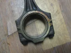 Поршень Skoda Octavia A5