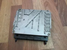 Блок управления двигателем Volvo S80 2000