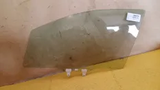 Стекло двери передней левой Suzuki Sx4