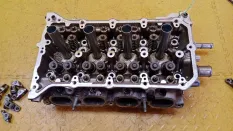 Головка блока Toyota Prius