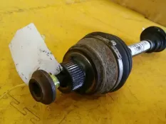 Полуось передняя (привод) Audi A4 B8 2008