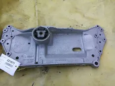 Балка подмоторная (подрамник) Skoda Octavia A5