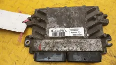 Блок управления двигателем Renault Logan 2010