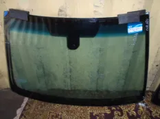 Стекло лобовое (ветровое) Toyota Corolla E12