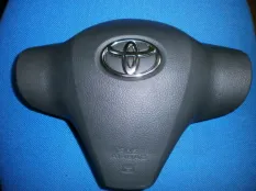 Подушка безопасности в рулевое колесо Toyota Yaris