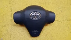 Подушка безопасности в рулевое колесо Toyota Yaris
