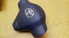 Подушка безопасности в рулевое колесо Toyota Yaris