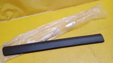 Молдинг двери передней левой VAZ Largus