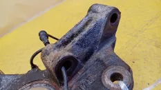 Кулак поворотный передний правый Volkswagen
