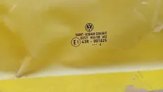 Стекло двери передней левой Volkswagen LT II