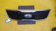 Решетка радиатора Hyundai-KIA KIA sorento