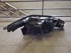 Фара левая Lexus LX 570 570