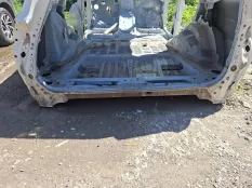Задняя панель кузова Toyota Land Cruiser J300