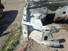 Лонжерон правый Toyota Land Cruiser J300
