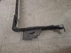 Рамка радиатора Toyota Rav4 ACA30