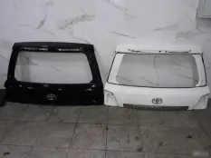 Дверь багажника Toyota Land Cruiser