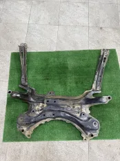 Подрамник передний Toyota Rav4 ALA49 2015