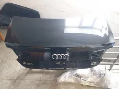 Крышка багажника Audi A8 D4