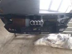 Крышка багажника Audi A8 D4