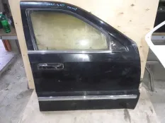 Дверь передняя правая Jeep Grand Cherokee