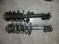 Амортизатор передний Opel Astra H