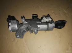 Замок зажигания Suzuki Swift