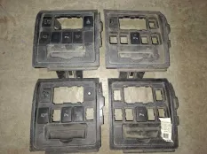 Кнопка Toyota Land Cruiser 200