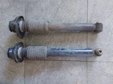 Стойка амортизатора задняя BMW X5 E53