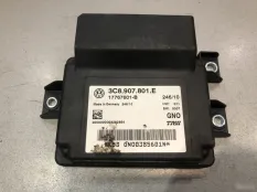 Блок управления стояночным тормозом Volkswagen