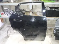 Дверь задняя правая Hyundai Santa Fe