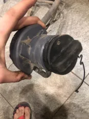 Заливная горловина Toyota Camry