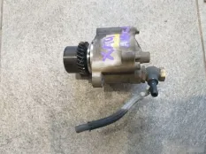 Вакуумный насос Toyota Hilux 2015