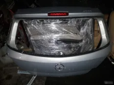 Крышка багажника Opel Astra H