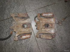 Суппорт задний Nissan Patrol Y62