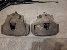 Суппорт передний Opel Astra H