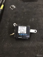 Блок управления зеркалами Toyota Land Cruiser 200