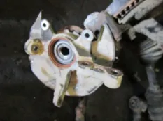 Кулак поворотный передний правый Honda CR-V