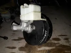 Вакуумный усилитель тормозов Mercedes-Benz C-class