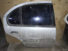 Дверь задняя правая Nissan Maxima