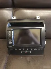 Монитор Toyota Land Cruiser 200