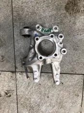 Кулак задний Honda Pilot 2