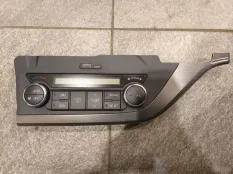 Блок управления отопителем Toyota Auris 180